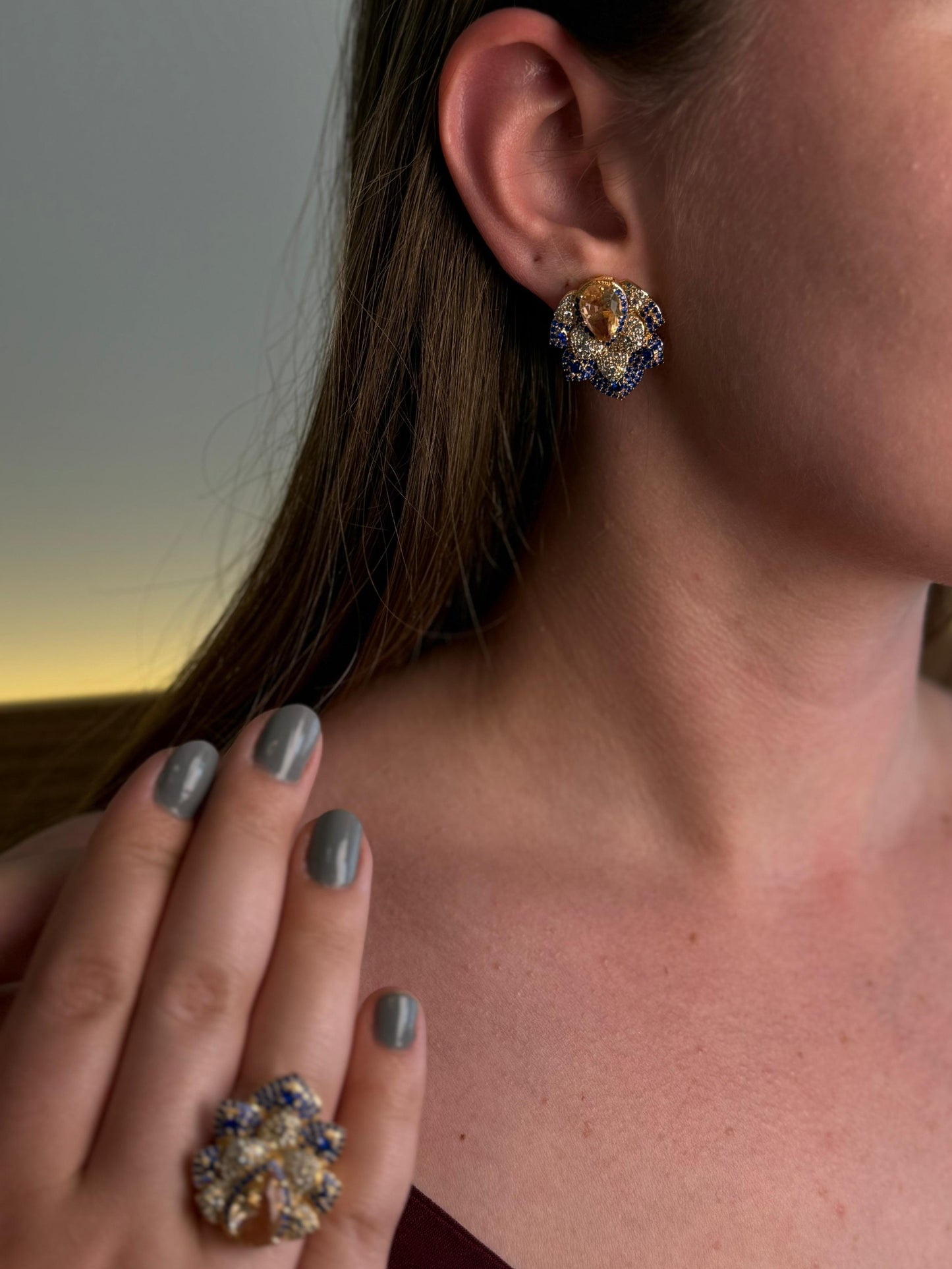 CONJUNTO FLOWER BLUE CRAVEJADO BRINCO E ANEL