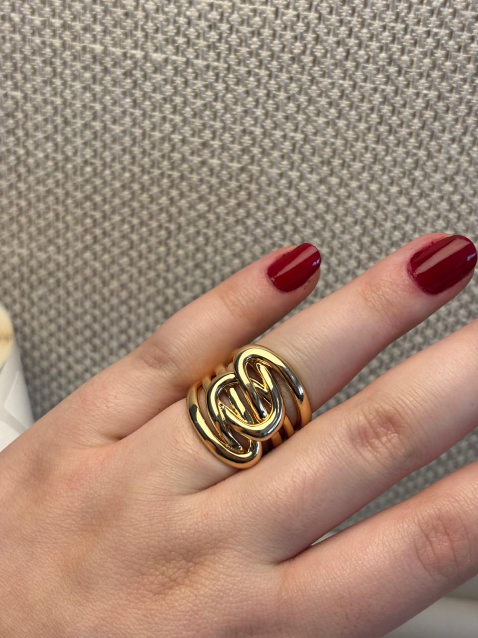 ANEL ENTRELAÇADOS ORGÂNICOS BANHO EM OURO