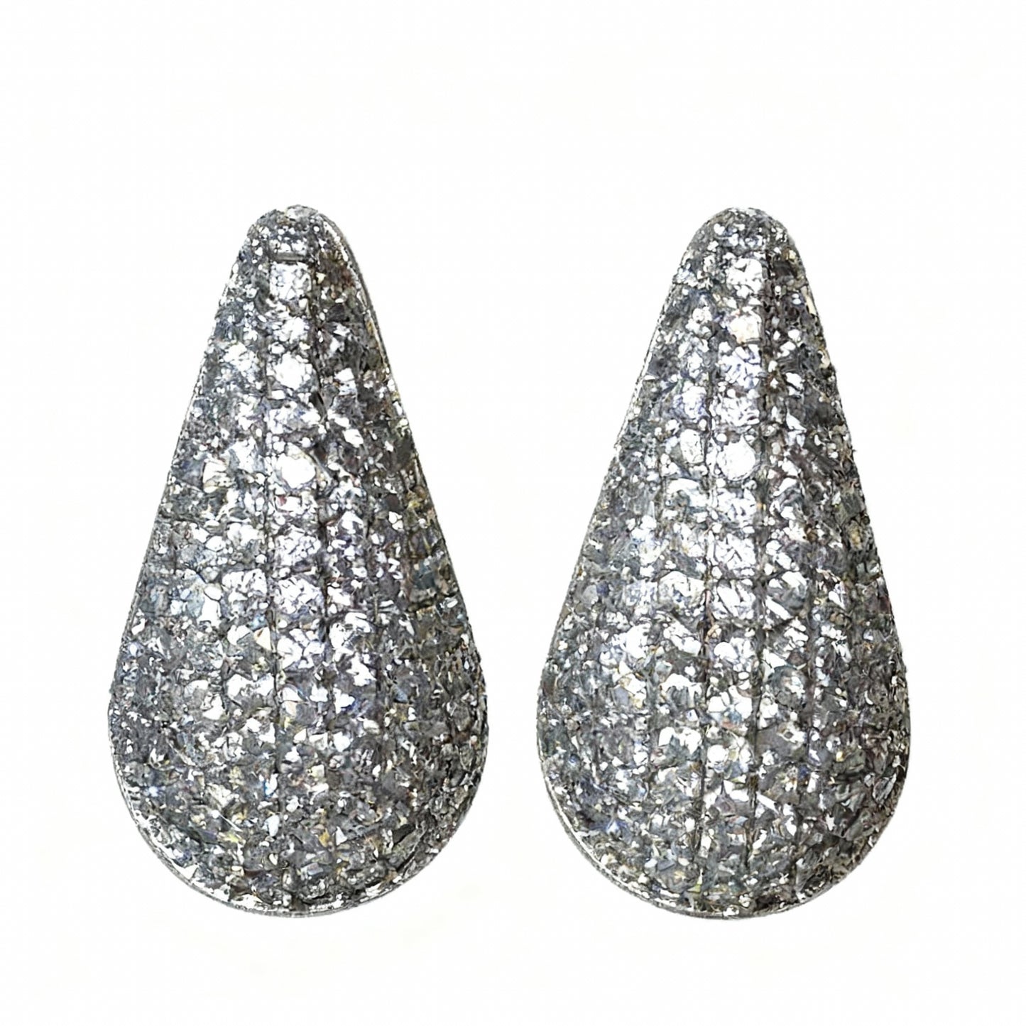 BRINCO ARGOLA GOTAS CRAVEJADO MÉDIO