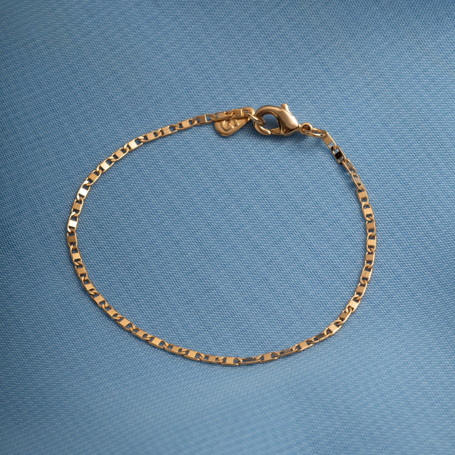 PULSEIRA MASCULINA PIASTRINE BANHO EM OURO 18K