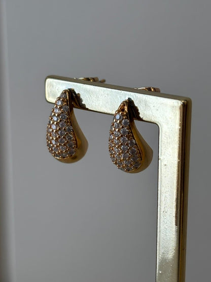 BRINCO GOTA CRAVEJADA PEQUENA