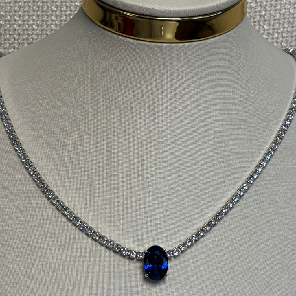 RIVIERA COM PEDRA OVAL CENTRAL