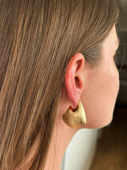 BRINCO DE ARGOLA ESCOVADO