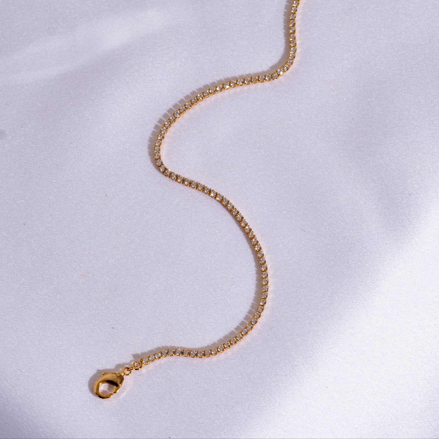 PULSEIRA RIVIERA CRAVEJADA ZIRCÔNIAS COM EXTENSOR