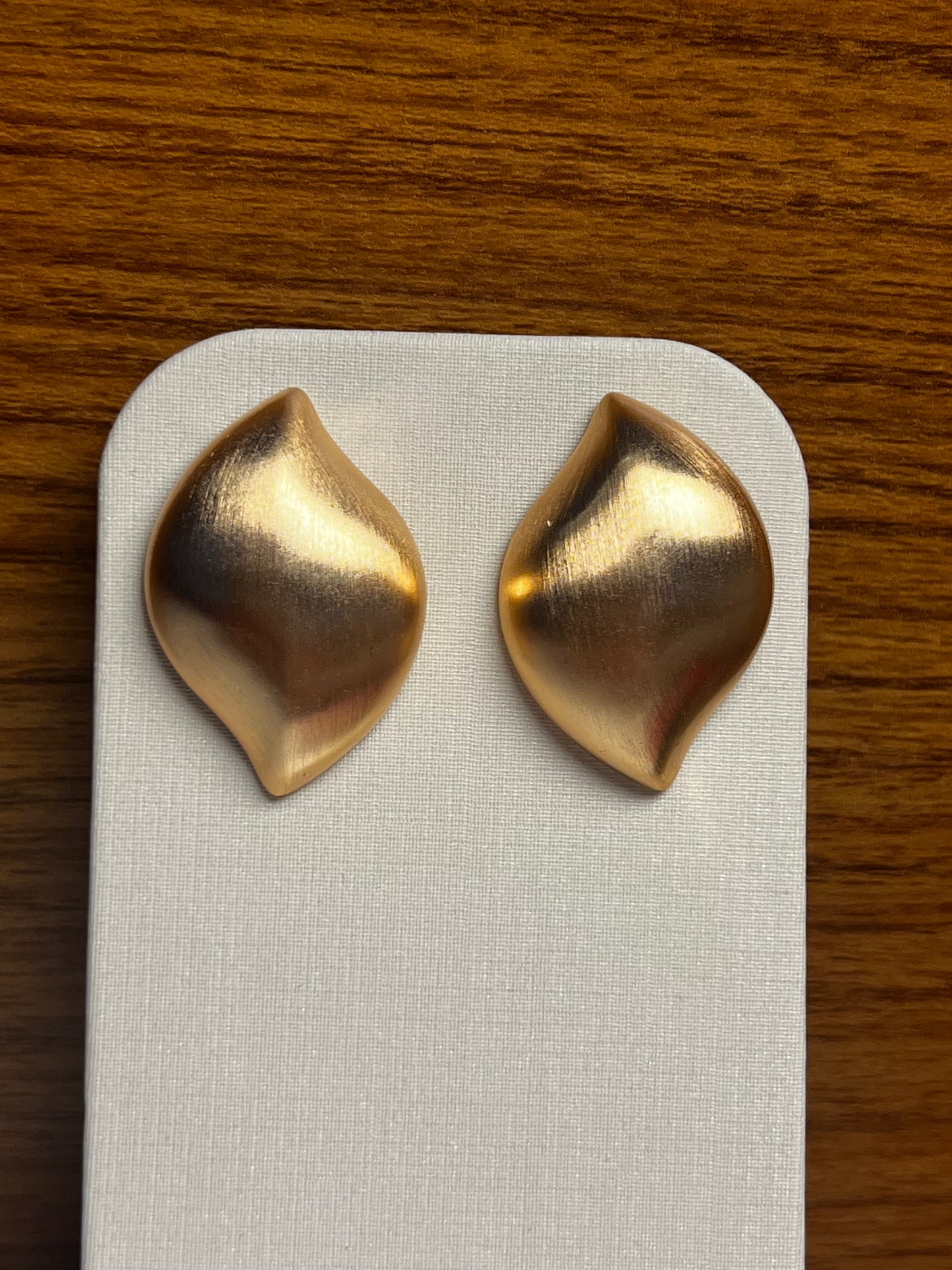 BRINCO FOLHA ESCOVADO MÉDIO