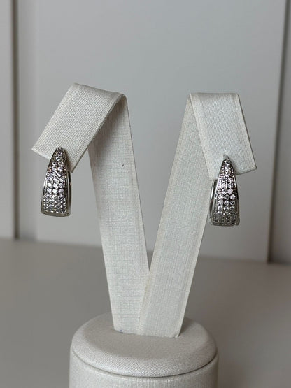 BRINCO ARGOLA CRAVEJADA EM RÓDIO