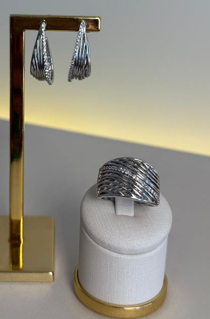 CONJUNTO ARGOLA VAZADO CRAVEJADO - BRINCO E ANEL