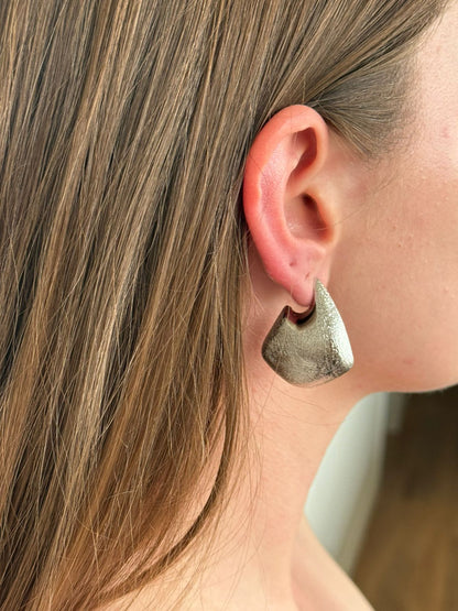 BRINCO DE ARGOLA ESCOVADO