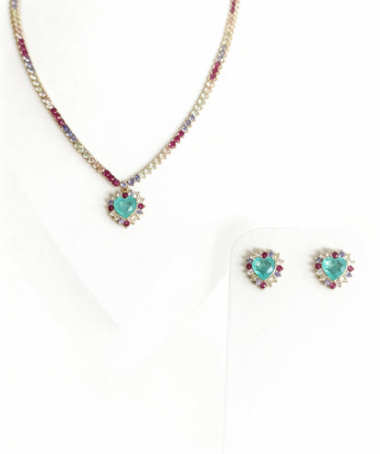 CONJUNTO RIVIERA RAINBOW COM CORAÇÃO CENTRAL E BRINCO