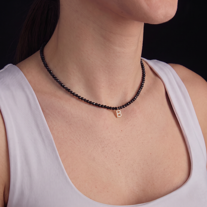 COLAR CHOCKER CRISTAL PRETO PINGENTE LETRA B  - 38CM
